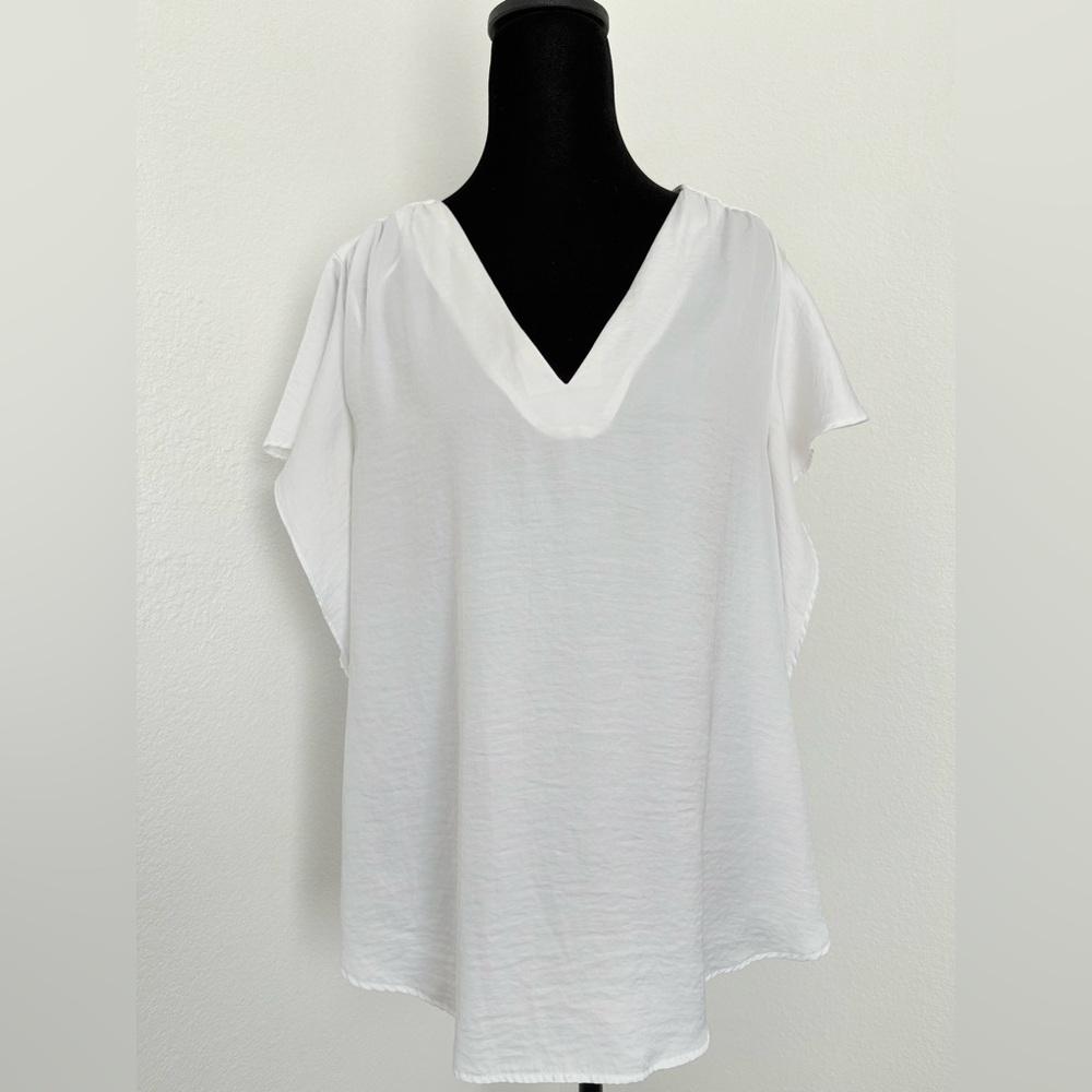 Elegant White V-Neck Women's Top